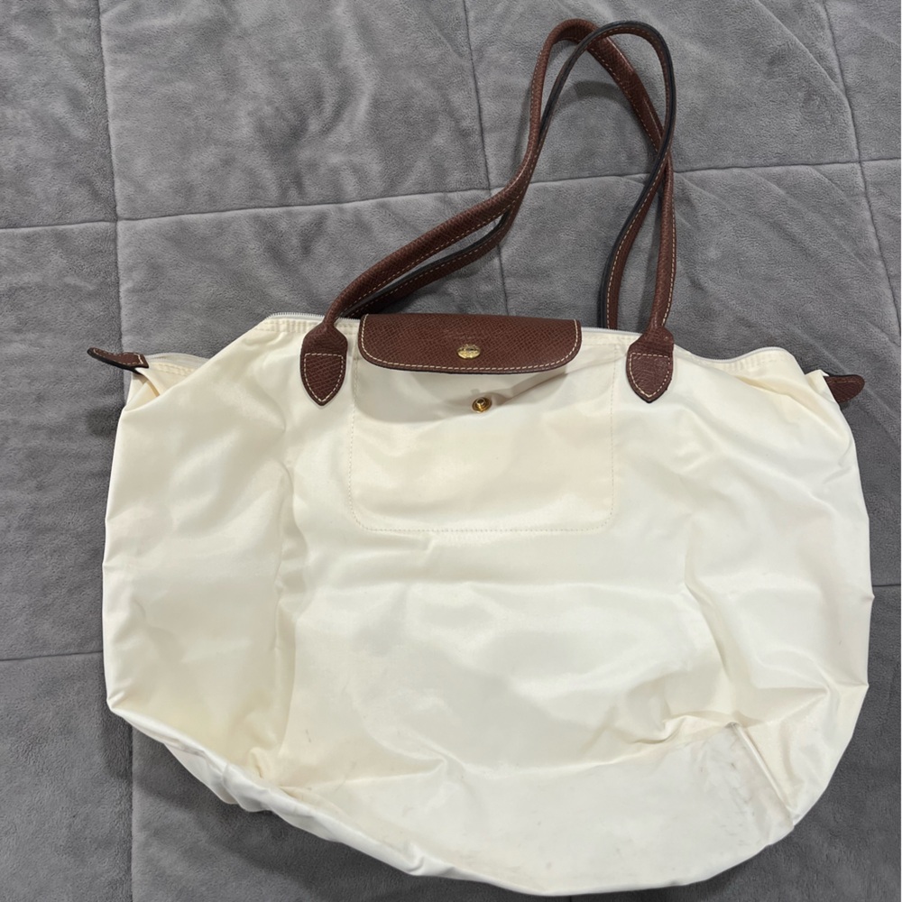 Long champ white bag